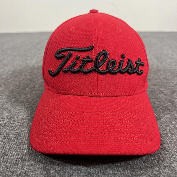 Titleist Pro V1 Hat Cap Fitted Mens Large Red Golf Flex S/M Embroidered Script - Picture 1 of 9